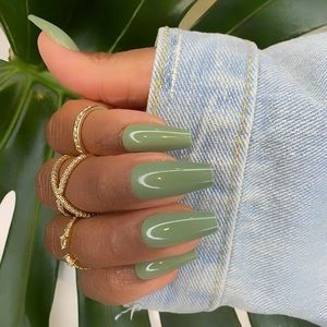 Meet your Posher, Yeira